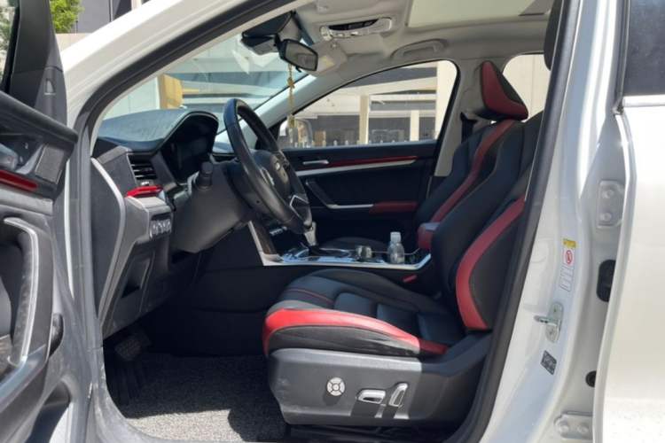 Used Haval H4 2019 Red Label 1.5 GDIT DCT Ultra-Luxury Smart Connectivity Edition Interior 1