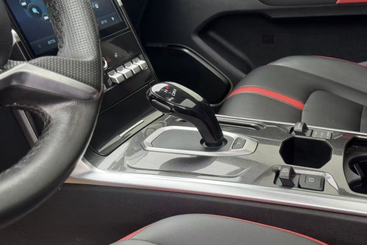 Used Haval H4 2019 1.5 GDIT DCT Luxury Smart Connectivity Version China VI Standard Interior 3