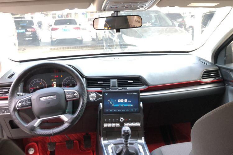 Used Haval H4 2019 1.5 GDIT Manual Elite Smart Connect Version China V Standard Interior 3