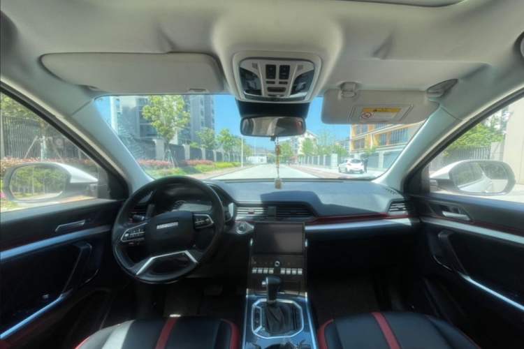 Used Haval H4 2019 Red Label 1.5 GDIT DCT Ultra-Luxury Smart Connectivity Edition Interior 3