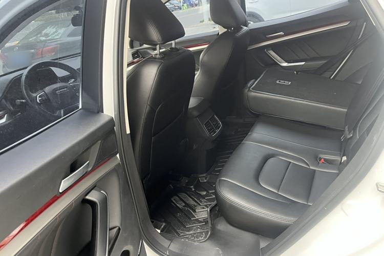 Used Haval H4 2019 1.5 GDIT DCT Elite Smart Connectivity Version China VI Interior 3