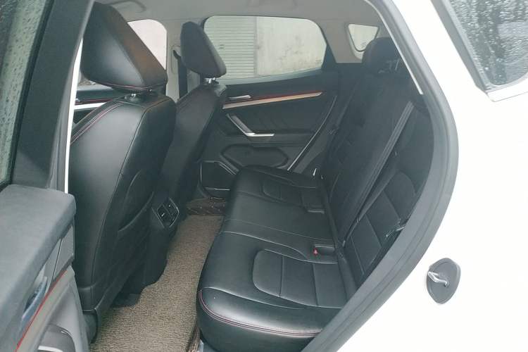 Used Haval H4 2019 1.5 GDIT DCT Elite Smart Connect Version China V Standard Interior 4