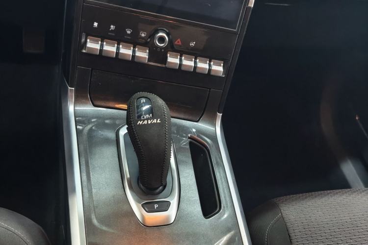 Used Haval H4 2019 1.5 GDIT DCT Elite Smart Connectivity Version China VI Interior 5