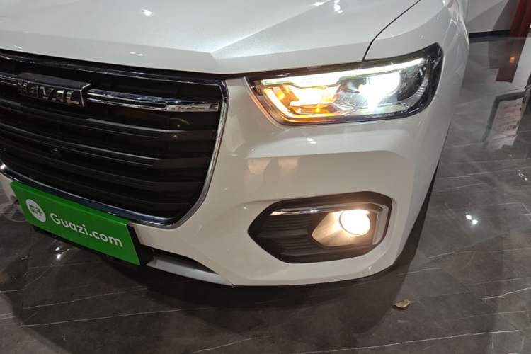 Used Haval H4 2019 Red-Label 1.5 GDIT DCT Luxury Smart Connectivity Model Left Front Headlight