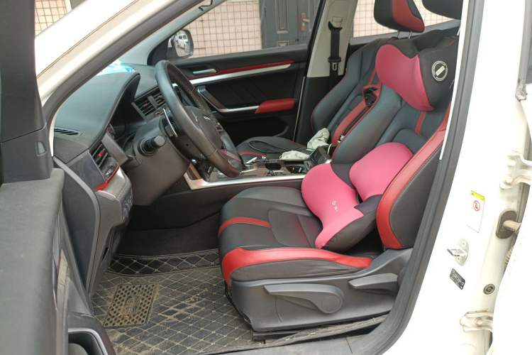 Used Haval H4 2019 1.5 GDIT DCT Luxury Smart Connectivity Version China VI Standard Left Front Seat
