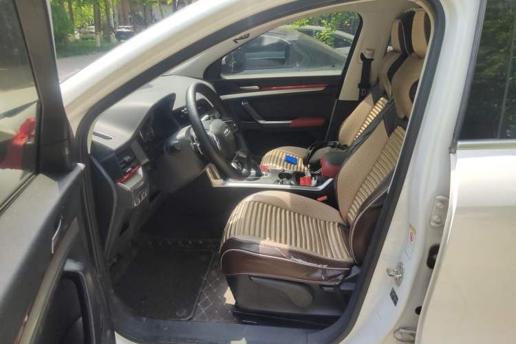 Used Haval H4 2019 1.5 GDIT DCT Luxury Smart Connectivity Version China VI Standard Left Front Seat