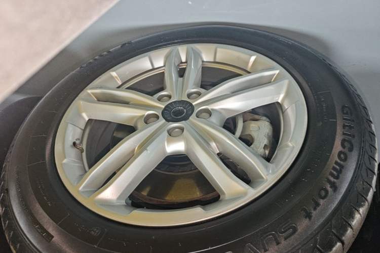 Used Haval H4 2019 Red-Label 1.5 GDIT DCT Luxury Smart Connectivity Model Left Front Wheel Hub