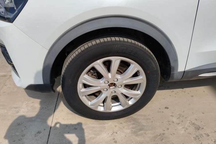 Used Haval H4 2019 1.5 GDIT Manual Luxury Smart Connect Version China V Standard Left Front Wheel Hub