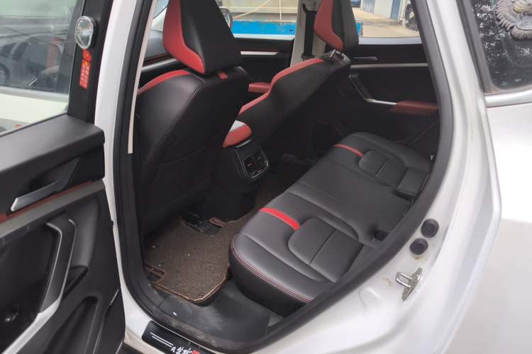 Used Haval H4 2019 Red Label 1.5 GDIT DCT Ultra-Luxury Smart Connectivity Edition Left Rear Seat