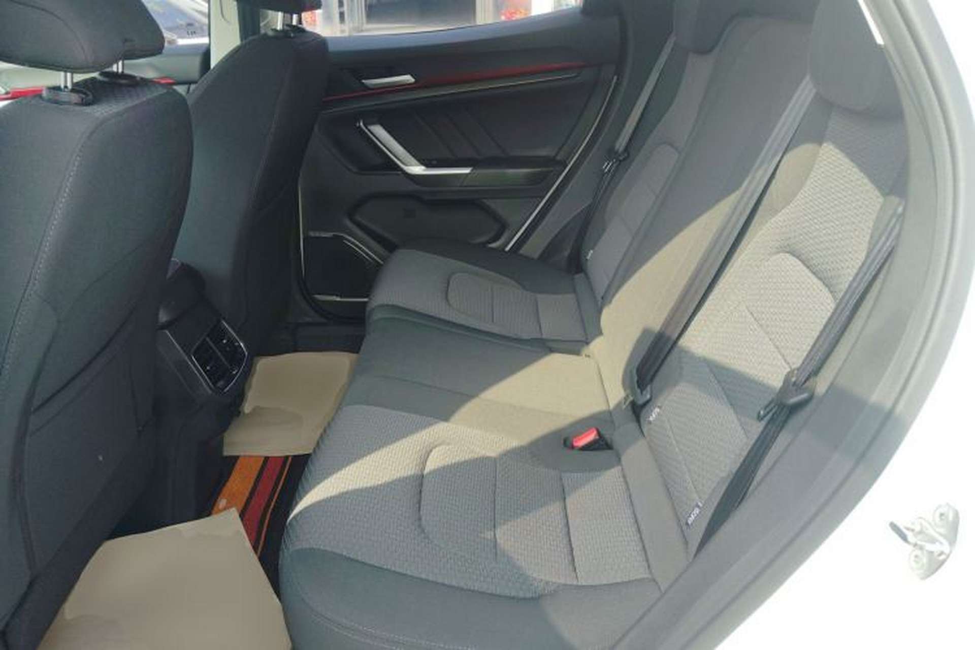Used Haval H4 2019 1.5 GDIT Manual Elite Smart Connect Version China V Standard Left Rear Seat