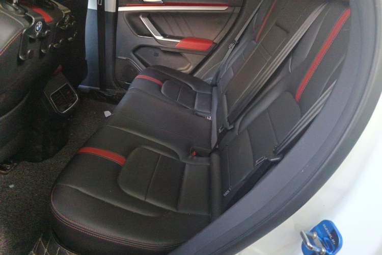 Used Haval H4 2019 1.5 GDIT DCT Luxury Smart Connectivity Version China V Standard Left Rear Seat