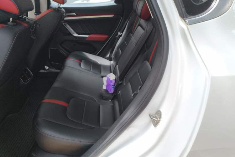 Used Haval H4 2019 1.5 GDIT DCT Luxury Smart Connectivity Version China VI Standard Left Rear Seat