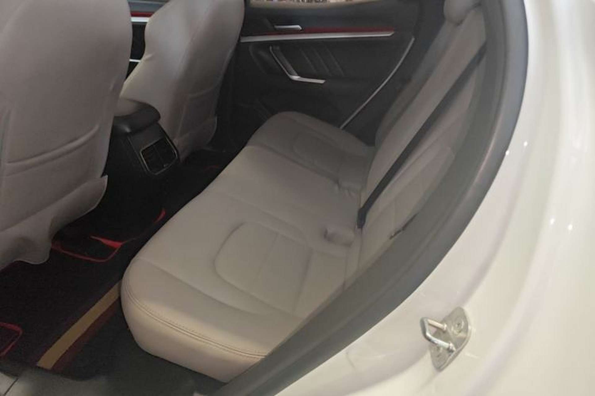 Used Haval H4 2019 1.5 GDIT DCT Elite Smart Connect Version China V Standard Left Rear Seat