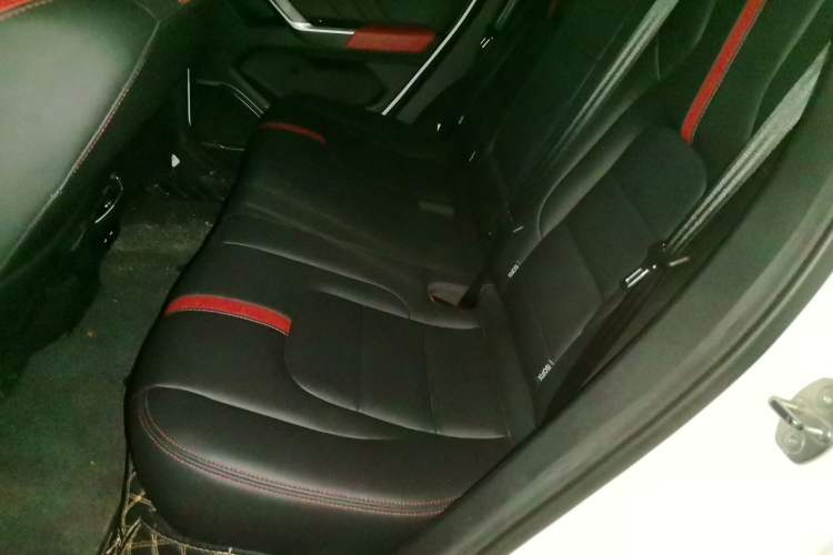 Used Haval H4 2019 1.5 GDIT DCT Luxury Smart Connectivity Version China VI Standard Left Rear Seat