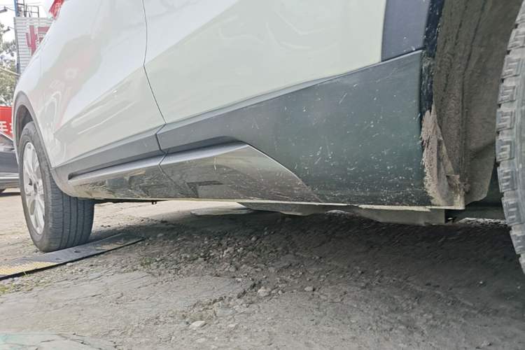 Used Haval H4 2019 1.5 GDIT DCT Luxury Smart Connectivity Version China VI Standard Left Side Sill