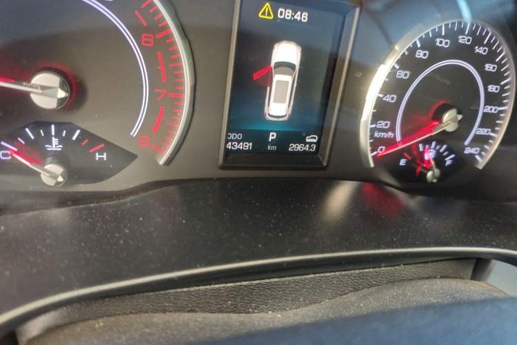 Used Haval H4 2019 1.5 GDIT DCT Luxury Smart Connectivity Version China VI Standard Odometer Close Up