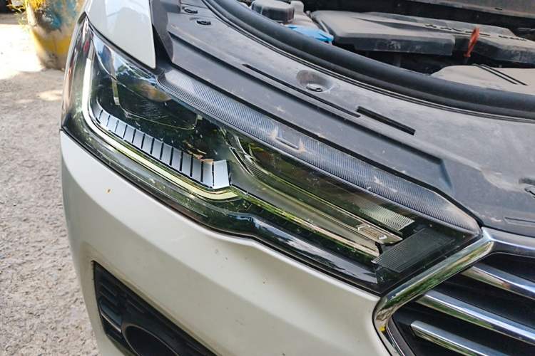 Used Haval H4 2019 1.5 GDIT DCT Luxury Smart Connectivity Version China VI Standard Right Front Headlight