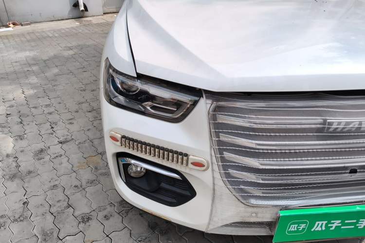 Used Haval H4 2019 Red Label 1.5 GDIT DCT Ultra-Luxury Smart Connectivity Edition Right Front Headlight
