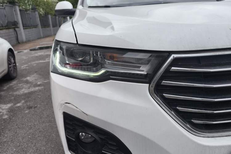 Used Haval H4 2019 1.5 GDIT DCT Luxury Smart Connectivity Version China VI Standard Right Front Headlight