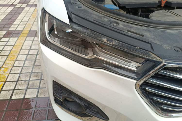 Used Haval H4 2019 1.5 GDIT DCT Luxury Smart Connectivity Version China VI Standard Right Front Headlight