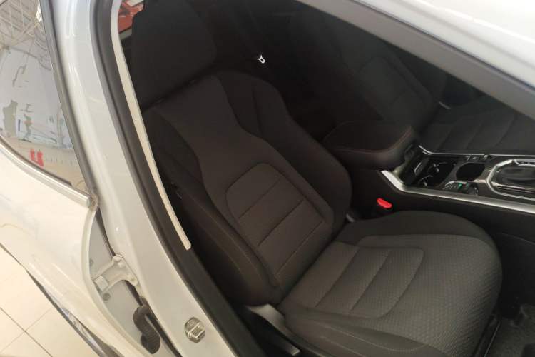 Used Haval H4 2019 1.5 GDIT DCT Elite Smart Connect Version China V Standard Right Front Seat