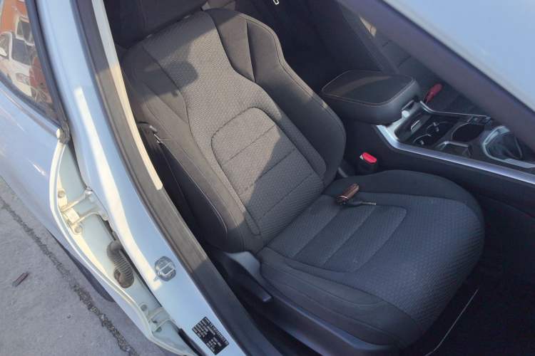 Used Haval H4 2019 1.5 GDIT Manual Elite Smart Connect Version China V Standard Right Front Seat