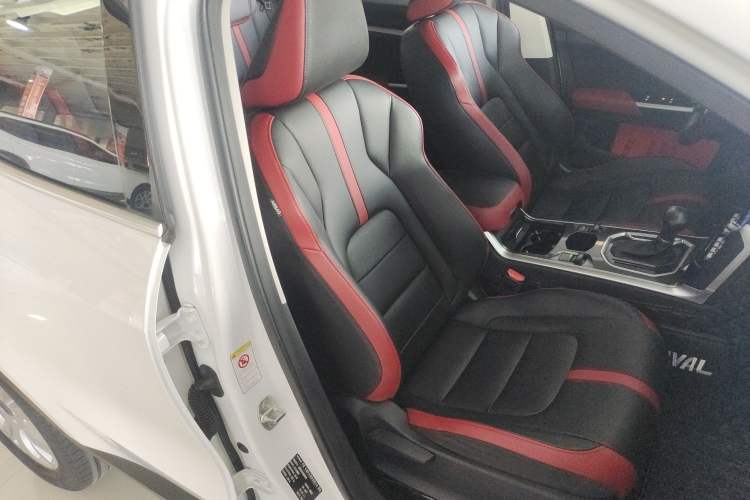 Used Haval H4 2019 1.5 GDIT DCT Luxury Smart Connectivity Version China V Standard Right Front Seat