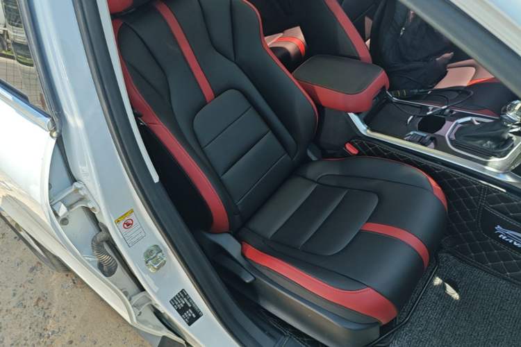 Used Haval H4 2019 1.5 GDIT DCT Luxury Smart Connectivity Version China V Standard Right Front Seat