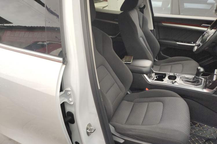 Used Haval H4 2019 1.5 GDIT DCT Elite Smart Connect Version China V Standard Right Front Seat
