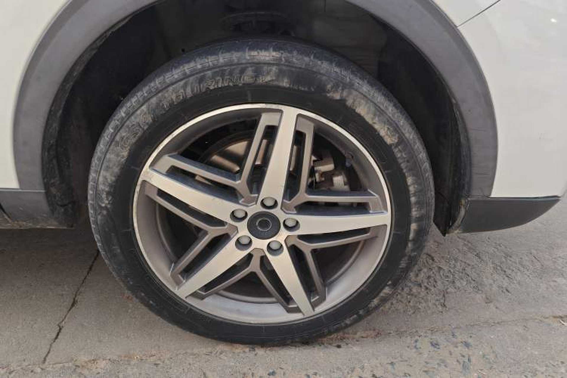 Used Haval H4 2019 1.5 GDIT DCT Ultra-Luxury Smart Connectivity Version China V Standard Right Front Wheel Hub