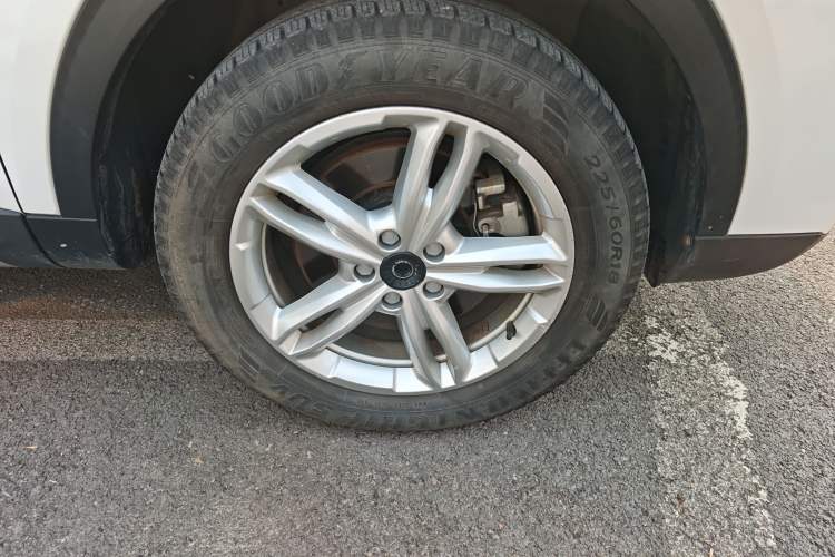 Used Haval H4 2019 Red-Label 1.5 GDIT DCT Luxury Smart Connectivity Model Right Front Wheel Hub