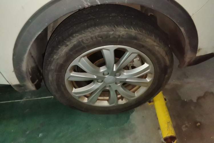 Used Haval H4 2019 1.5 GDIT DCT Luxury Smart Connectivity Version China VI Standard Right Front Wheel Hub