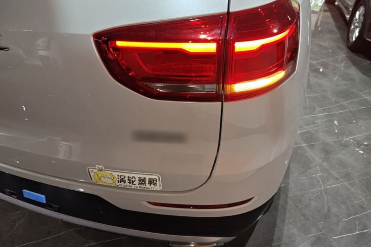 Used Haval H4 2019 Red-Label 1.5 GDIT DCT Luxury Smart Connectivity Model Right Rear Taillight