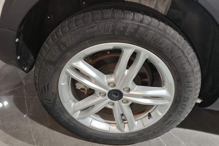 Used Haval H4 2019 Red-Label 1.5 GDIT DCT Luxury Smart Connectivity Model Right Rear Wheel Hub