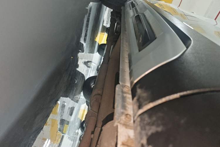 Used Haval H4 2019 Red-Label 1.5 GDIT DCT Luxury Smart Connectivity Model Right Side Sill