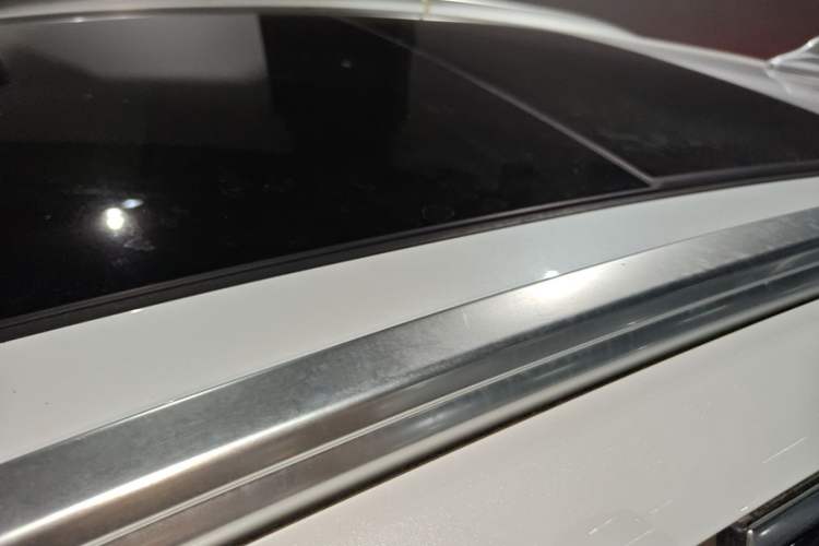 Used Haval H4 2019 Red-Label 1.5 GDIT DCT Luxury Smart Connectivity Model Roof