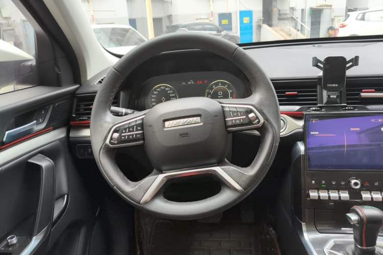 Used Haval H4 2019 Red Label 1.5 GDIT DCT Ultra-Luxury Smart Connectivity Edition Steering Wheel