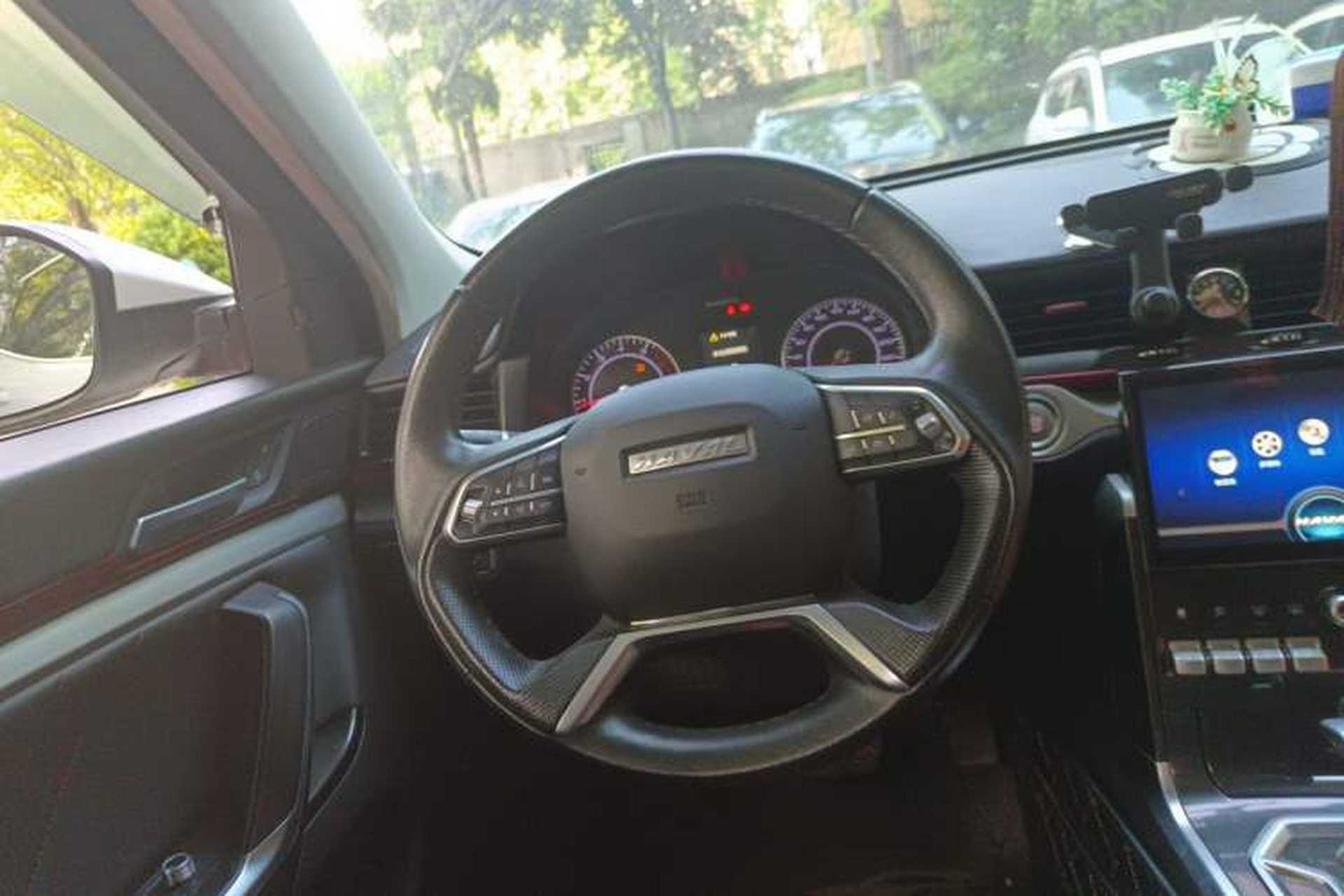 Used Haval H4 2019 1.5 GDIT DCT Luxury Smart Connectivity Version China V Standard Steering Wheel