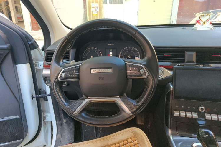 Used Haval H4 2019 1.5 GDIT DCT Luxury Smart Connectivity Version China VI Standard Steering Wheel