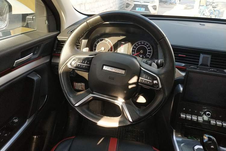 Used Haval H4 2019 1.5 GDIT DCT Luxury Smart Connectivity Version China VI Standard Steering Wheel
