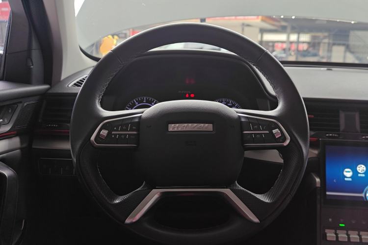 Used Haval H4 2019 Red-Label 1.5 GDIT DCT Luxury Smart Connectivity Model Steering Wheel