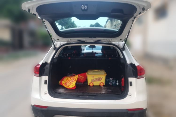 Used Haval H4 2019 1.5 GDIT DCT Luxury Smart Connectivity Version China VI Standard Trunk