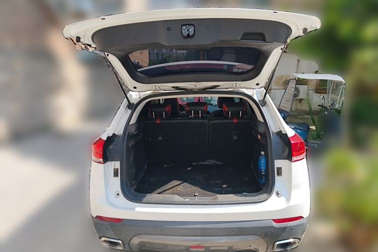 Used Haval H4 2019 1.5 GDIT DCT Luxury Smart Connectivity Version China VI Standard Trunk