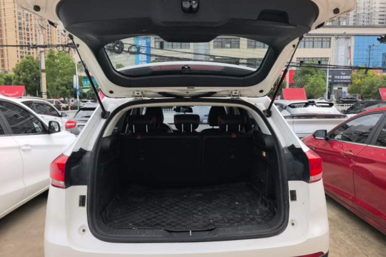 Used Haval H4 2019 1.5 GDIT DCT Ultra-Luxury Smart Connectivity Version China V Standard Trunk