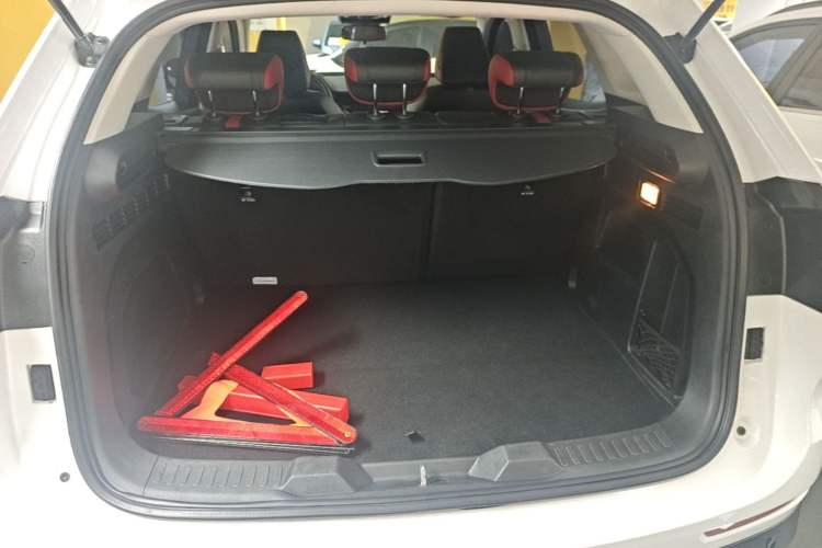 Used Haval H4 2019 Red-Label 1.5 GDIT DCT Luxury Smart Connectivity Model Trunk