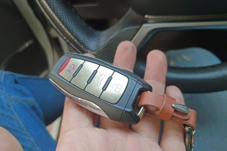 Used Haval H4 2019 1.5 GDIT DCT Luxury Smart Connectivity Version China V Standard Vehicle Key
