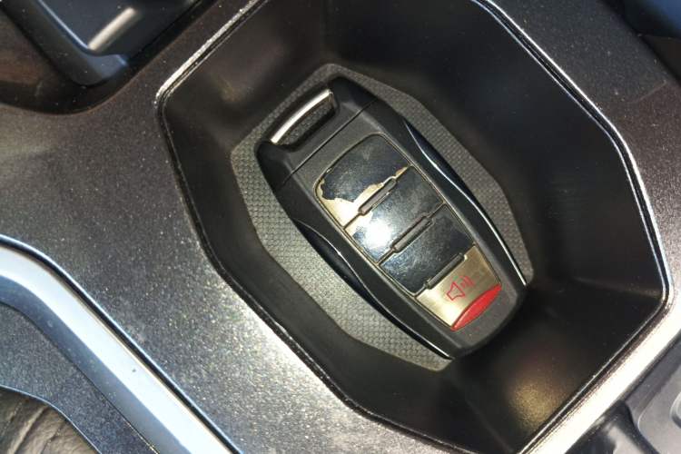 Used Haval H4 2019 Red-Label 1.5 GDIT DCT Luxury Smart Connectivity Model Vehicle Key