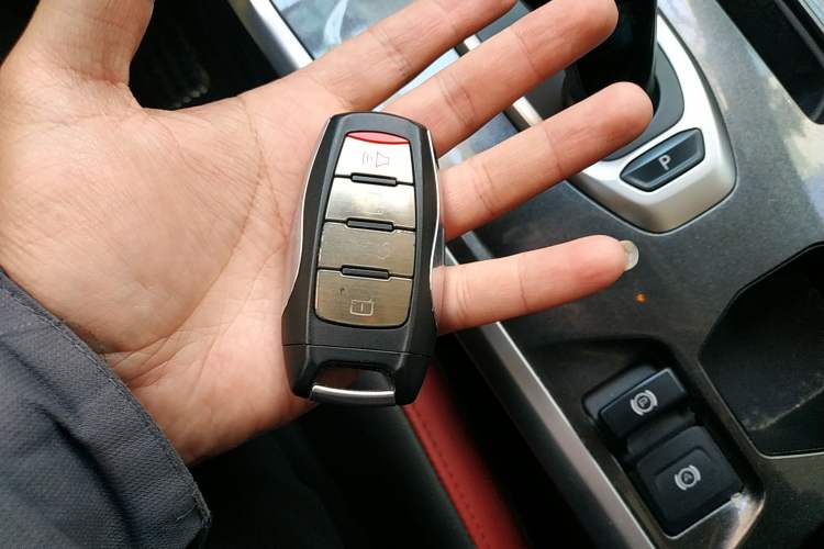 Used Haval H4 2019 1.5 GDIT DCT Luxury Smart Connectivity Version China VI Standard Vehicle Key