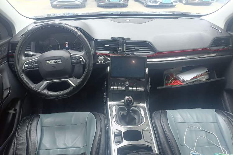 Used Haval H4 2020 Enjoy Edition 1.5T Manual Sport Center Console