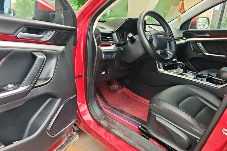 Used Haval H4 2020 Enjoy Edition 1.5T DCT Powerfully Packed Driver Seat